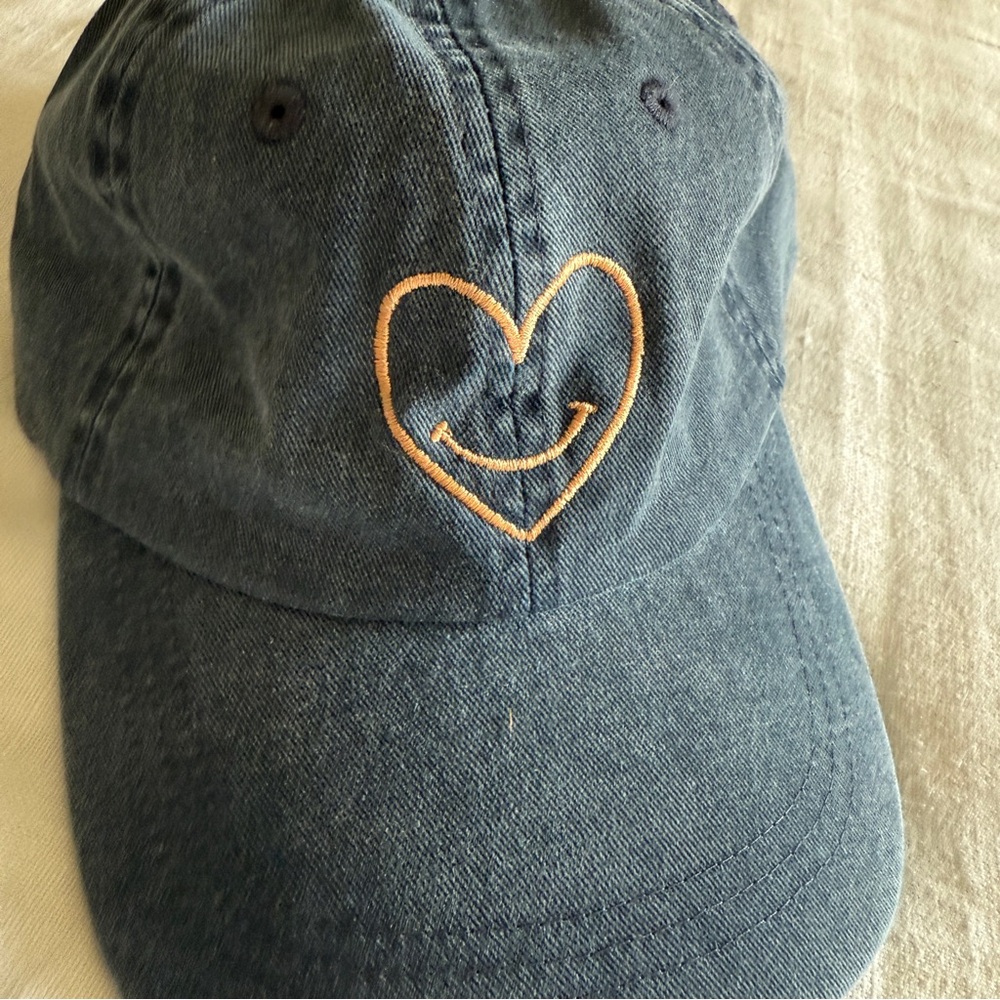 Cinq á sept | GWP hat - Picture 2 of 4